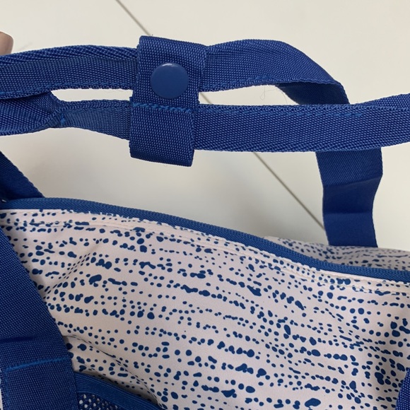 Blue and white vitality duffle / gym bag - Picture 8 of 8